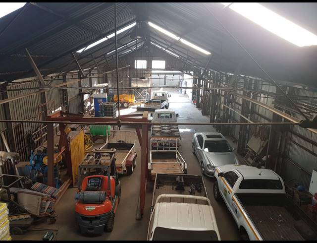 848M² WAREHOUSE TO LET IN ANDERBOLT